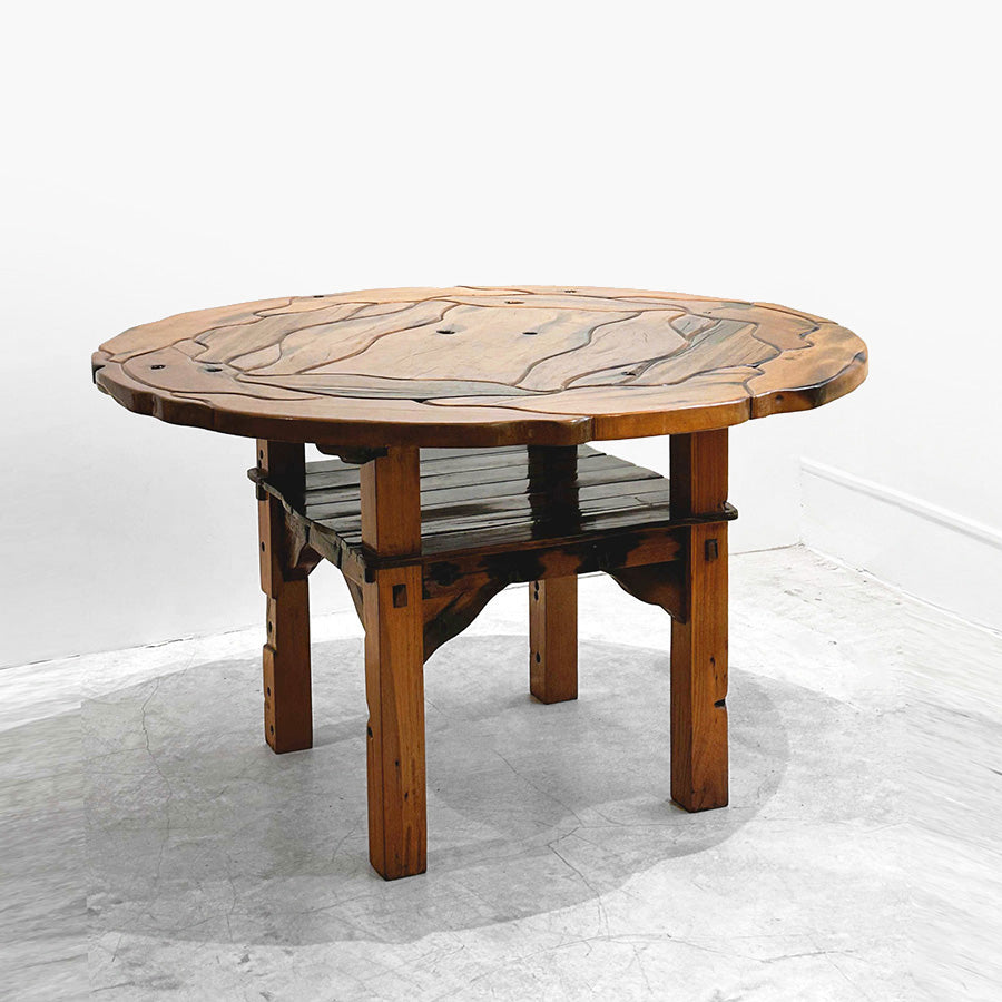 Peony Round Table (4-6 Persons)