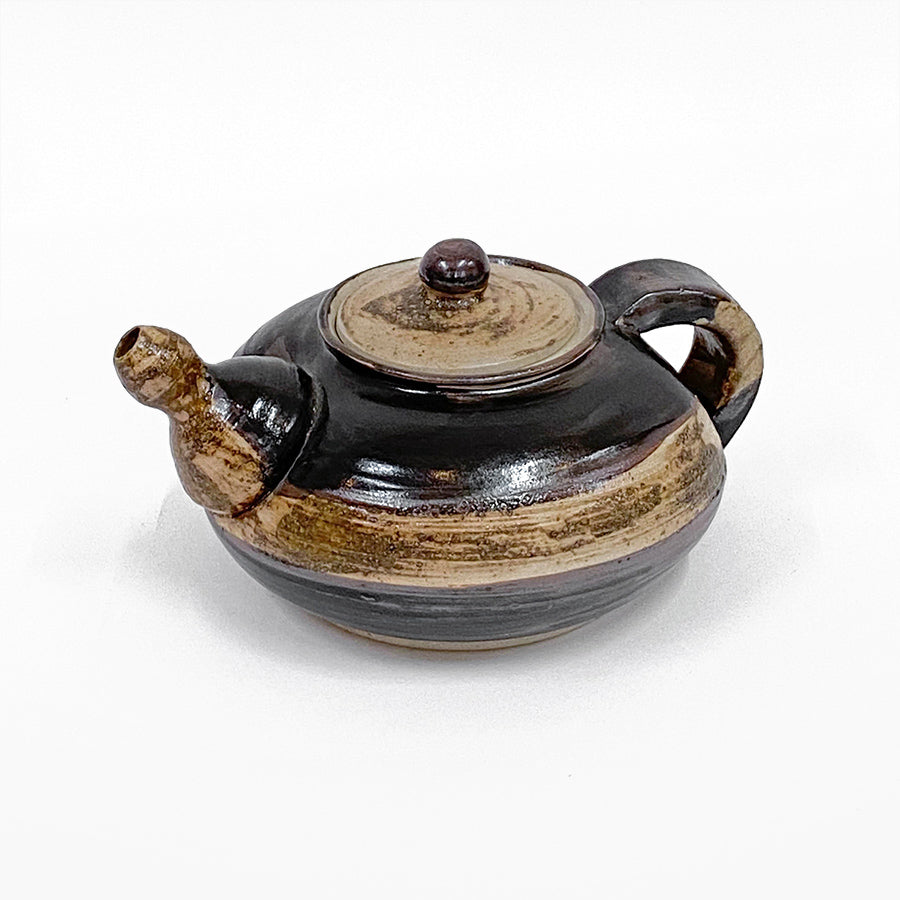 August Teapot Shiwan China